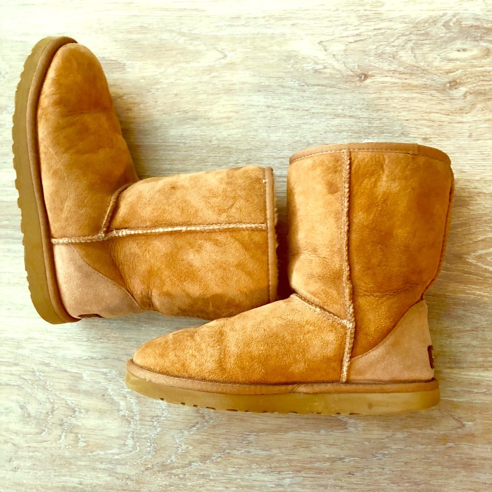 Uggs Classic Short Boots